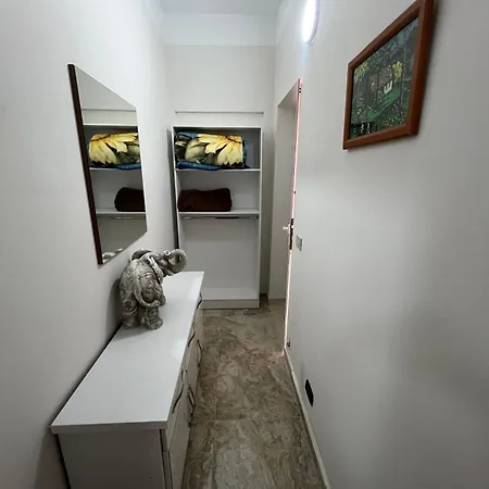 Fatos 1 -apartments Near The Vlore