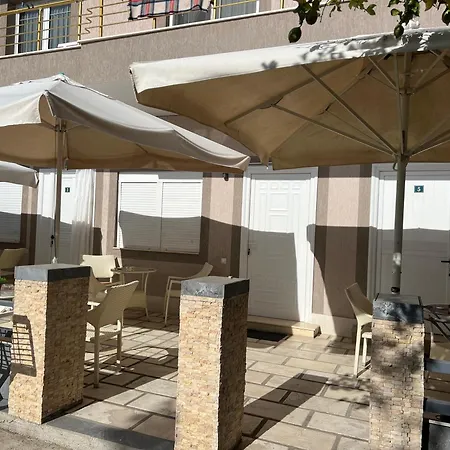 Fatos 1 -apartments Near The *