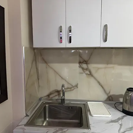 Roel 1 -apartments アパート Vlorë